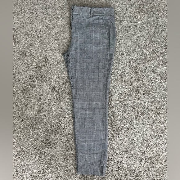 Zara Trousers - Picture 2 of 6